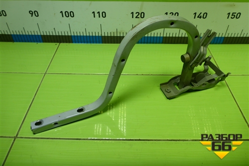 Петля крышки багажника левая для Kia Spectra с 2001г (Спектра)