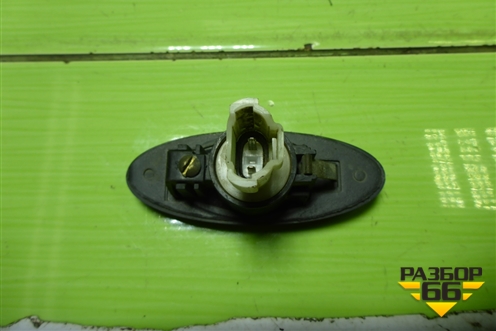 Повторитель на крыло (66033726) для Kia Spectra с 2001г (Спектра)