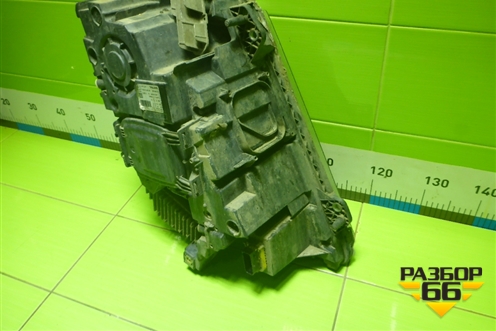 Фара левая (галоген не линзованная с блоками) (22239221) для Volvo TRUCK FH с 2013-2019г (ФШ)