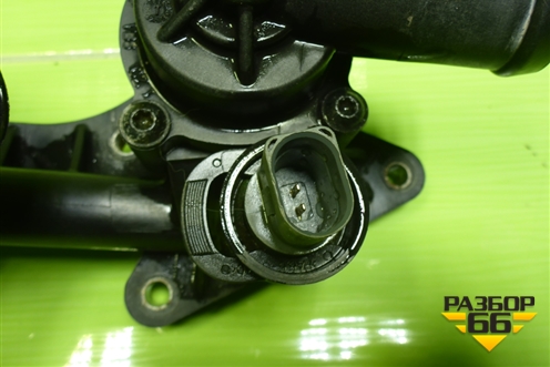 Корпус термостата (03C121026M) для Volkswagen Polo (седан) с 2010г (Поло)