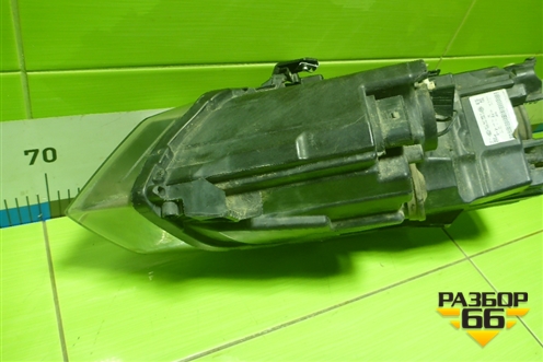 Фара правая (после 2018г галоген) (6C1941006B) для Volkswagen Polo (седан) с 2010г (Поло)