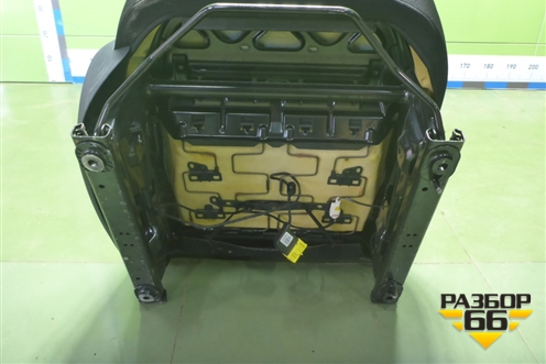 Сиденья комплект (без подогрева без AIR BAG) для Peugeot 408 с 2012г