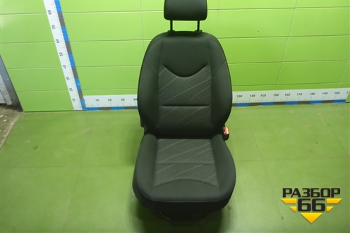Сиденья комплект (без подогрева без AIR BAG) для Peugeot 408 с 2012г