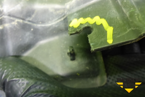 Локер передний правый (5387560201) для Lexus LX-600 с 2021г (ЛХ)