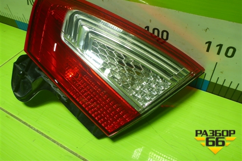 Фонарь задний внутренний правый (после 2010г) (BS7113A602AC) для Ford Mondeo 4 с 2006-2014г (Мондео)