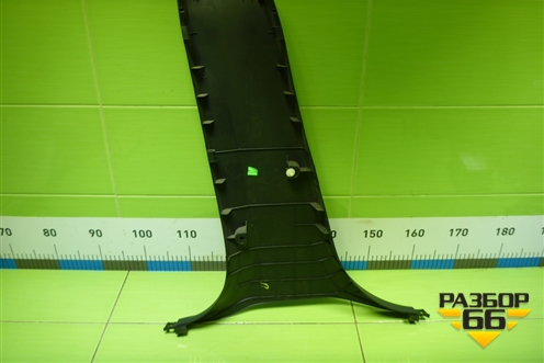 Обшивка стойки центральная нижняя правая (5ти дверный кузов) (84121SMGE021M1) для Honda Civic 5D с 2005-2011г (Цивик)