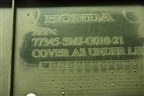 Накладка на торпедо (правая под бардачком) (77345SMJG01021) для Honda Civic 5D с 2005-2011г (Цивик)