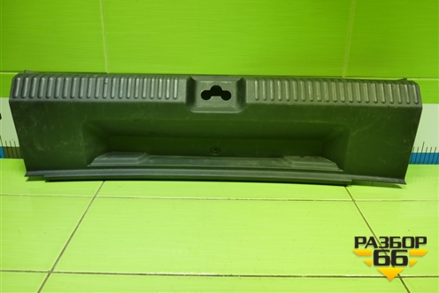 Обшивка багажника на заднюю панель (6RU863459A) для Volkswagen Polo (седан) с 2010г (Поло)