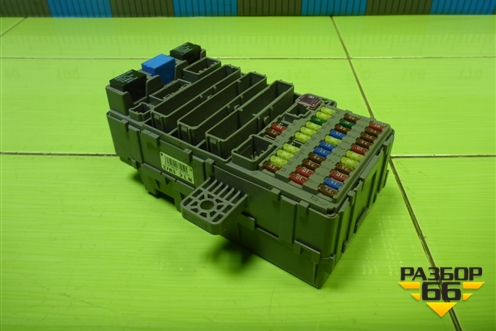 Блок предохранителей салонный для Honda Civic 5D с 2005-2011г (Цивик)