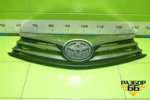 Решетка радиатора (5311102790) для Toyota Corolla (E18) с 2012-2019г (Королла 180)