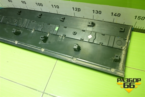 Накладка двери передней правой (609001831AA) для Chery Tiggo 7 Pro с 2019г (Тиго 7 Про)