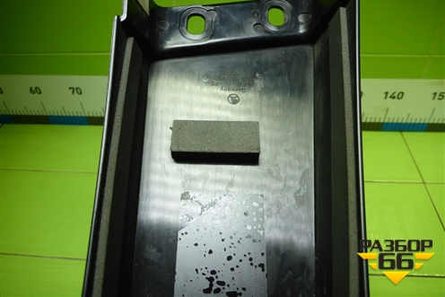 Накладка стойки (центральной правой) (5JA853290C) для Skoda Rapid с 2013г (Рапид)