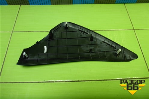 Накладка на торпедо (боковая правая) (847254Y100) для Kia Rio с 2011-2016г (Рио 3)