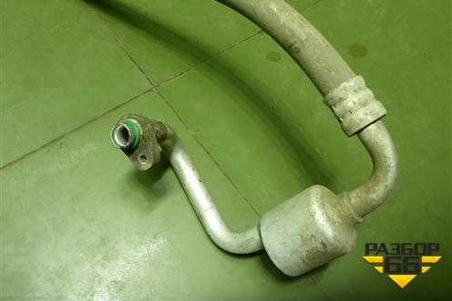 Трубка кондиционера (977592W500) для Hyundai Santa Fe с 2012-2018г (Санта Фе)