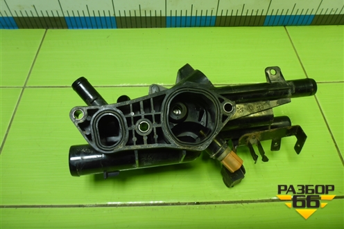 Корпус термостата (2.4л G4KE) (256002G500) для Hyundai Santa Fe с 2012-2018г (Санта Фе)