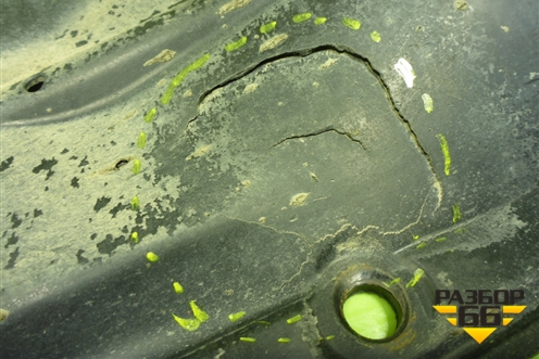 Защита антигравийная правая (842252W000) для Hyundai Santa Fe с 2012-2018г (Санта Фе)