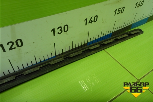 Молдинг лобового стекла левый (861312W000) для Hyundai Santa Fe с 2012-2018г (Санта Фе)