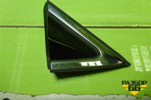 Накладка переднего крыла правого уголок (861902W000) для Hyundai Santa Fe с 2012-2018г (Санта Фе)