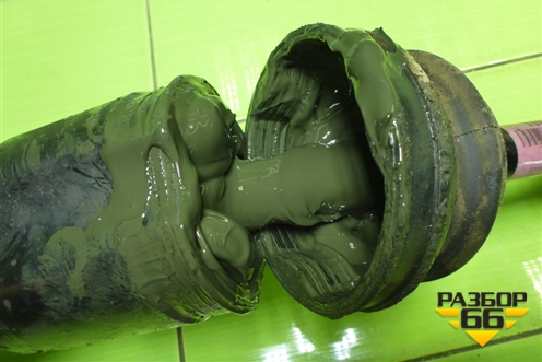 Привод передний левый (2.4л G4KE шлиц наруж-30,внутр-28) (495002W600) для Hyundai Santa Fe с 2012-2018г (Санта Фе)