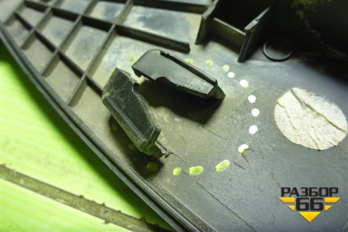 Накладка заднего крыла правого (877422W000) для Hyundai Santa Fe с 2012-2018г (Санта Фе)