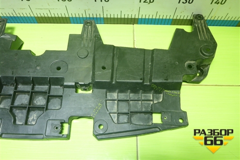 Кронштейн решетки радиатора (5509020XKZ0YA) для Haval M6 с 2021г (М6)