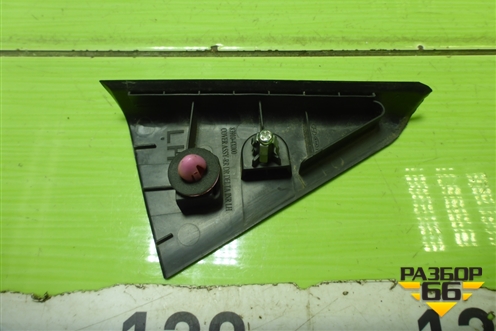 Накладка двери задней левой уголок (839104X000) для Kia Rio с 2011-2016г (Рио 3)