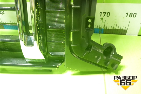 Решетка радиатора (под камеру) (2803200P33Z0) для JAC T9 с 2021-2025г (Т9)