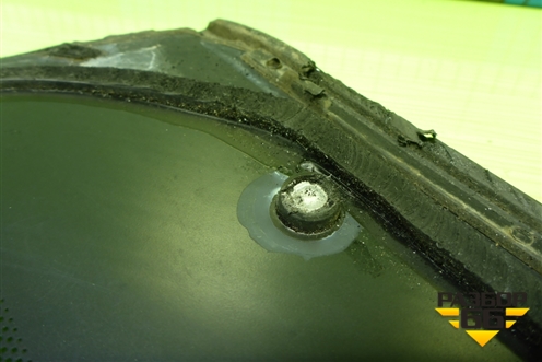 Стекло глухое правое (8R0845300G) для Audi Q5 c 2008-2017г (Ку 5)