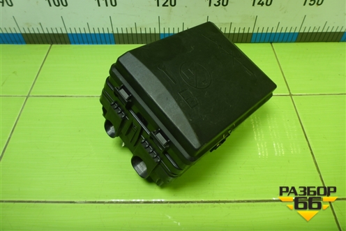 Блок предохранителей подкапотный (95092982) для Chevrolet Aveo (Т300) с 2011г (Авео Т300)