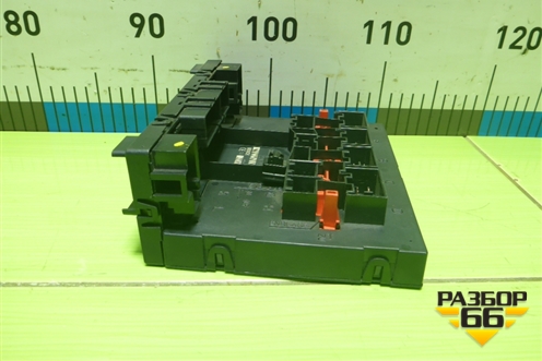 Блок комфорта (3C8937049E) для Volkswagen Passat-CC с 2008г (Пассат ЦЦ)