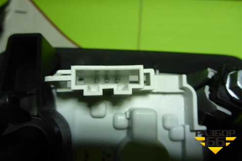 Фонарь задний внутренний левый (до 2007г универсал) (8E9945093A) для Audi A4 (В7) с 2004-2009г (А4)