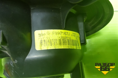 Моторчик отопителя (правый руль) (1K2820015G) для Volkswagen Passat (В7) с 2011-2014г (Пассат Б7)