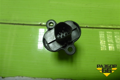 Датчик массового расхода воздуха (13301682) для Chevrolet Aveo (Т300) с 2011г (Авео Т300)