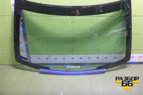 Стекло заднее для Mercedes Benz C-Klass W204 с 2007-2014г (Ц)