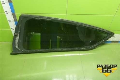 Стекло глухое правое (3-х дверный кузов) для Citroen C4 с 2005-2011г (С4)