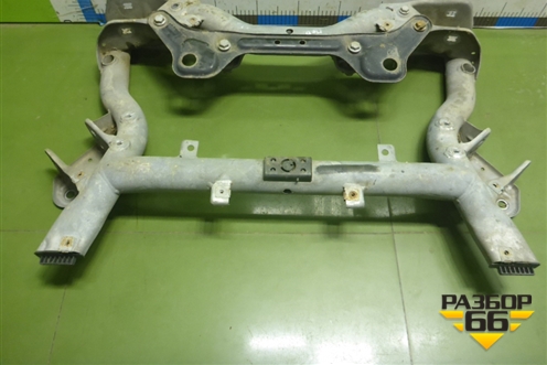 Подрамник передний (A2046280957) для Mercedes Benz C-Klass W204 с 2007-2014г (Ц)