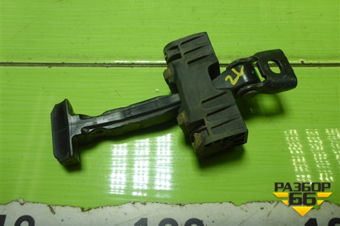 Ограничитель двери задней левой для VAZ Vesta/Веста с 2015г