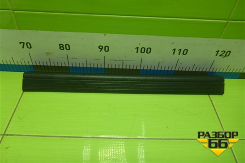 Накладка порога внутренняя переднего левого (A2046860136) для Mercedes Benz C-Klass W204 с 2007-2014г (Ц)