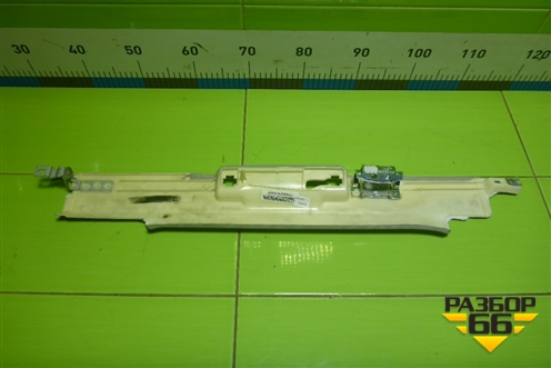 Обшивка стойки задняя верхняя правая (универсал) (8E9868632) для Audi A4 (В6) с 2000-2006г (А4)