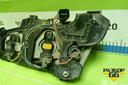 Фара противотуманна правая (до 2015г) (922012W110) для Hyundai Santa Fe с 2012-2018г (Санта Фе)