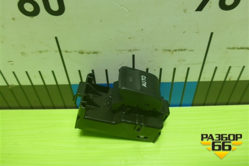 Кнопка стеклоподъёмника для Toyota Land Cruiser Prado(150) с 2009г (Ленд Крузер Прадо)