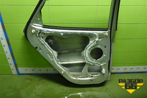 Дверь задняя левая (770032Y011) для Hyundai ix 35 с 2010г (Ай икс 35)