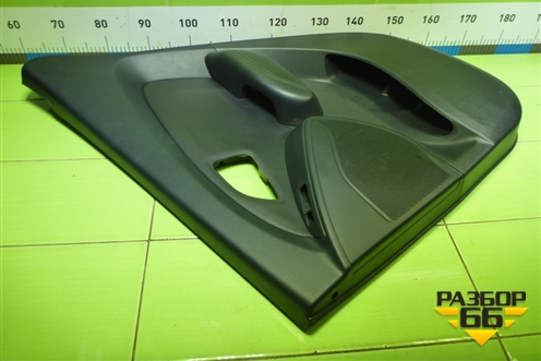 Обшивка двери задней правой под электрику (833022Y0209P) для Hyundai ix 35 с 2010г (Ай икс 35)