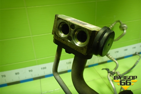 Трубки кондиционера (977752Y550) для Hyundai ix 35 с 2010г (Ай икс 35)