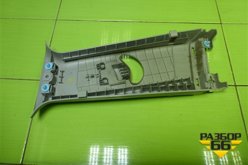 Обшивка стойки центральная верхняя правая (858412Y100) для Hyundai ix 35 с 2010г (Ай икс 35)