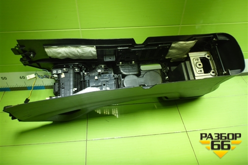 Подлокотник (под АКПП) для Hyundai ix 35 с 2010г (Ай икс 35)