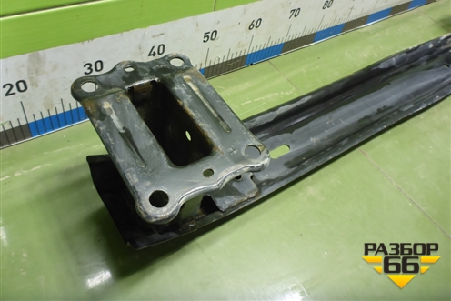 Усилитель переднего бампера для Hyundai ix 35 с 2010г (Ай икс 35)