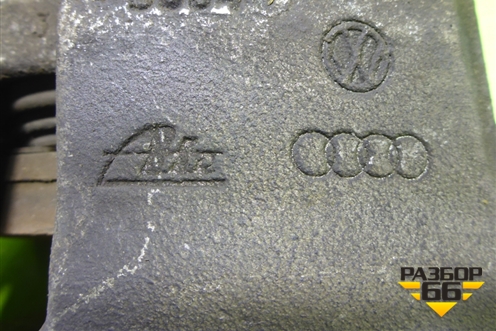 Суппорт передний правый для Volkswagen Passat (B6) с 2005-2010г (Пассат Б6)