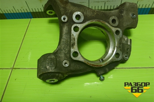 Кулак задний правый (8E0505434A) для Audi A6 (C6) с 2004-2011г (А6)