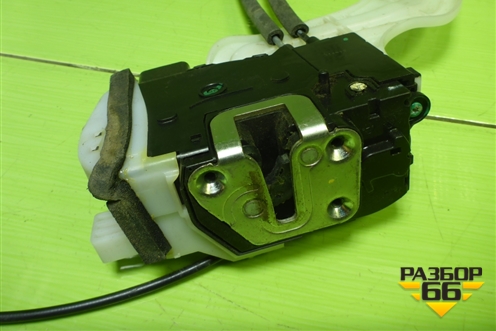 Замок двери задней левой (814102Y010) для Hyundai ix 35 с 2010г (Ай икс 35)